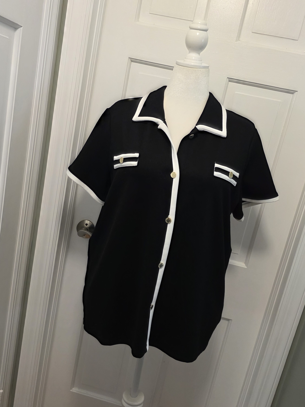 Anne Klein Black Short-Sleeve Button Tunic with White Trim